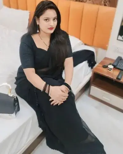 Escort Service Huzur